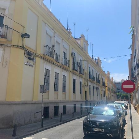 La Casita De La Puerta De Carmona Apartment Севиля Екстериор снимка
